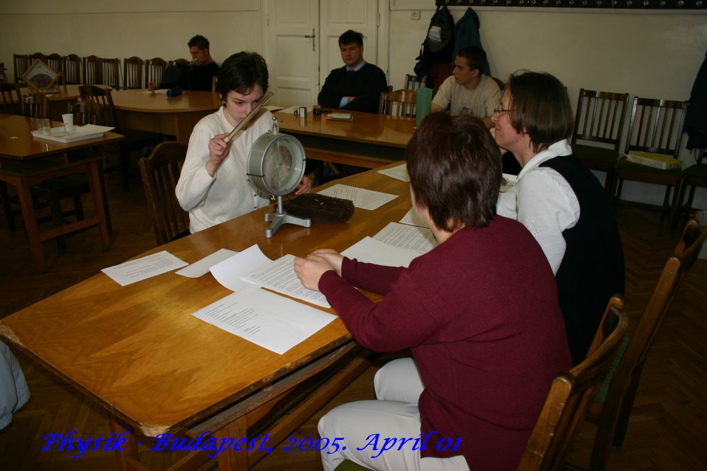 Phys2005-apr_01